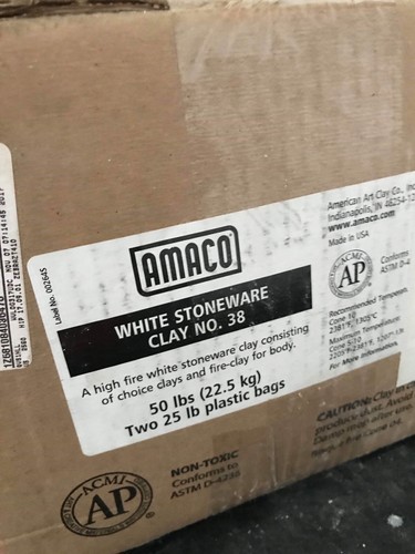 Speedball Portable ARTISTA Table Pottery Wheel With Clay