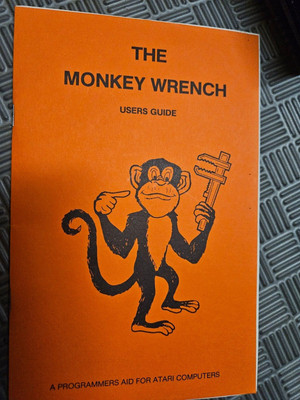 THE MONKEY WRENCH USERS GUIDE MANUAL FOR ATARI