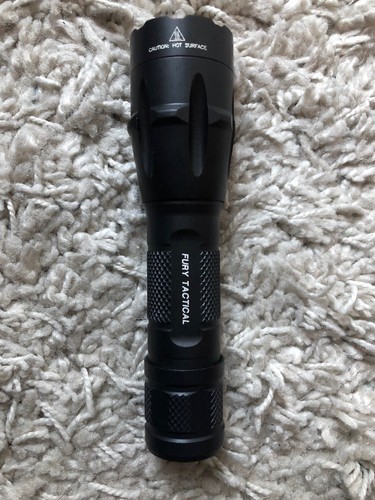 SureFire Fury Dual-Fuel Tactical 1500 LU LED Black SureFire Fury Dual-Fuel Tactical 1500 LU LED Black