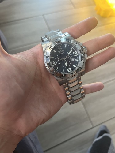 限定品❗️ 999本限定❗️INVICTA Jason Taylorモデル　自動巻 Invicta Jason Taylor Limited Edition Silver Number #46/999