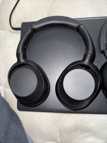 Sony ULT WEAR 900N Wireless Noise Canceling Bluetooth Sony ULT WEAR 900N Wireless Noise Canceling Bluetooth