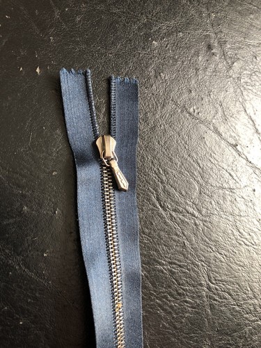 riri　7/24 Riri metal Separating Zipper, 4mm, Navy Satin Tape 24 12