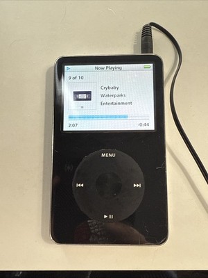 レアApple iPod MA146J 第5世代 30GB ブラック Apple iPod 5th Generation 30GB MP3 Player Black (MA446FB/A