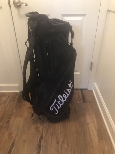 Titleist Carry Stand Golf Bag 4 Dividers Black w/ Dual Strap