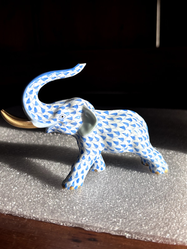 Herend Elephant Blue Fishnet Standing Tusks Trunk Up Figurine RO: