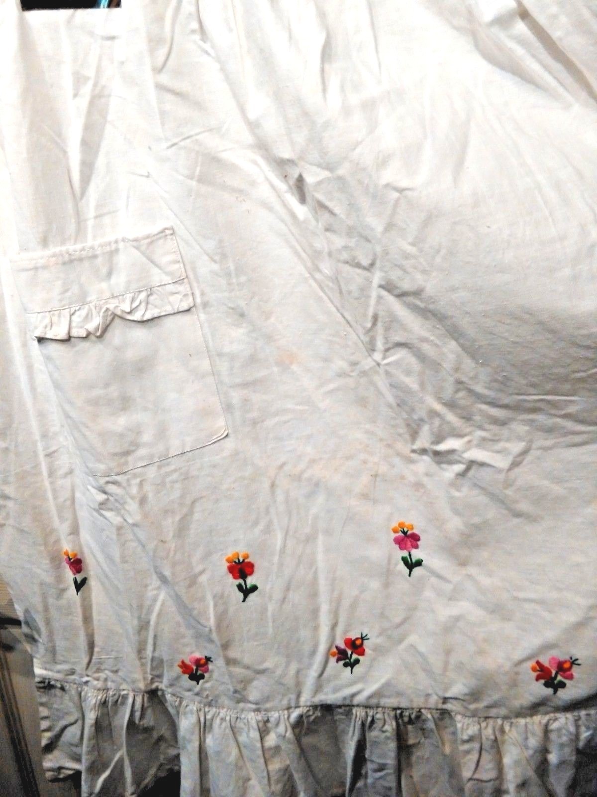 Rare Vintage Hungarian Kalocsa Floral Apron Traditional Folk Art NOS NWT Unused