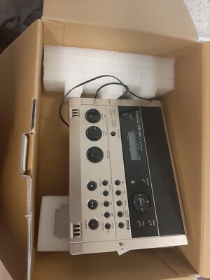 Roland Recording Studio Mint Condition Silver/Black