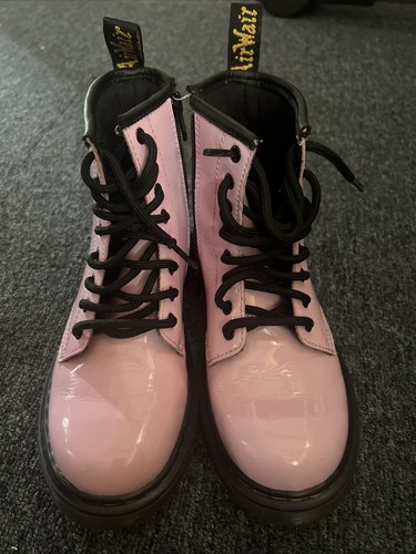 AirWair Dr.Martens ビジュアルブック Doc Martens Air Wair Shoes With Bouncing Soles Zipper Black