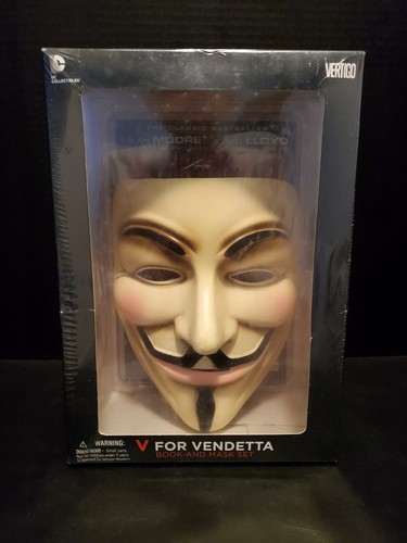 V for Vendetta Deluxe Edition Book and Mask Set by Alan