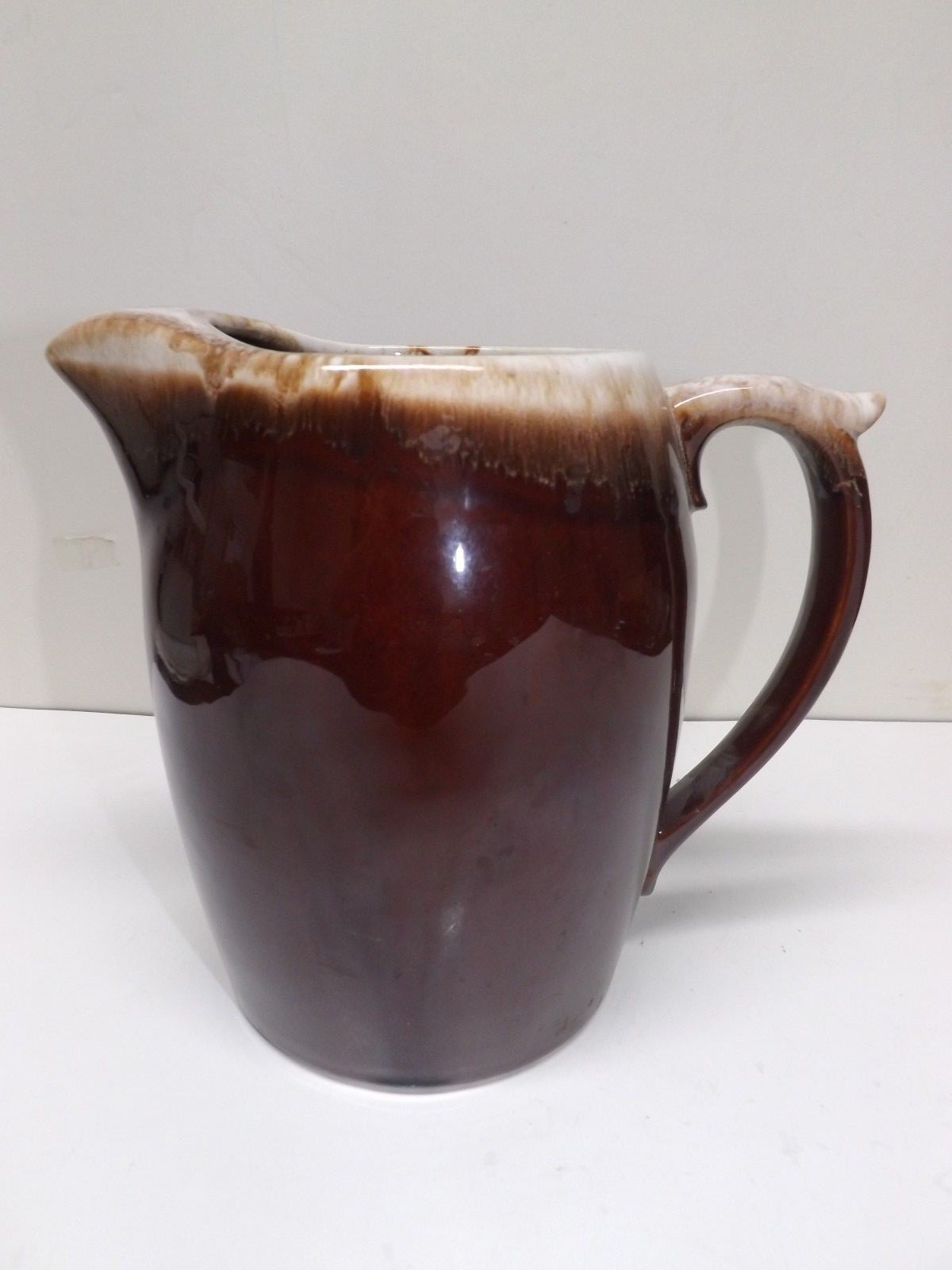 VTG RETIRED NELSON MCCOY BROWN DRIP #7011 ICE LIP PITCHER USA 80 OZ