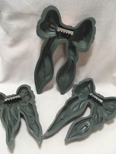 Homco 7601 Blue & Pink Bows Molded Plastic Wall Hangings 180543