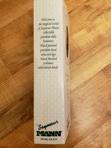VINTAGE SEYMOUR MANN CONNOISSEUR COLLECTION LIMITED EDITION DOLL IN BOX