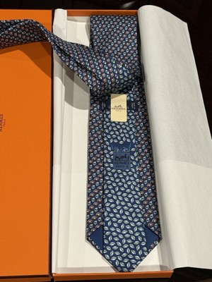 New HERMÈS FOOTBALL TOUCHDOWN Twill tie Bleu Canard/Orange/Turquoise