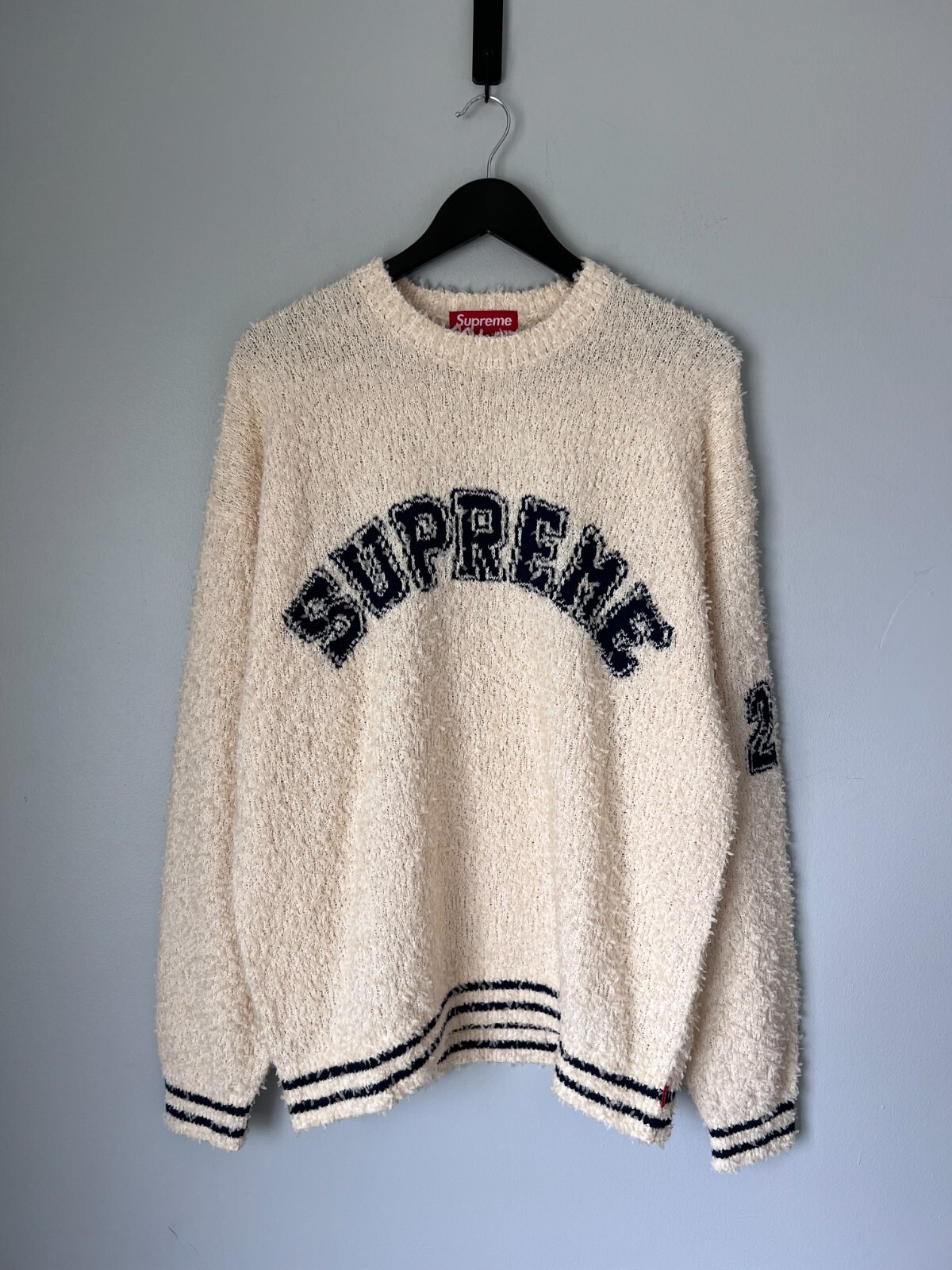 Supreme Textured Arc Logo Sweater - Size Large - Cream - NEW