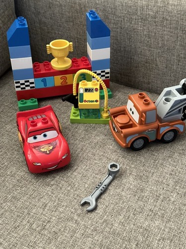 10600 Lego duplo cars race