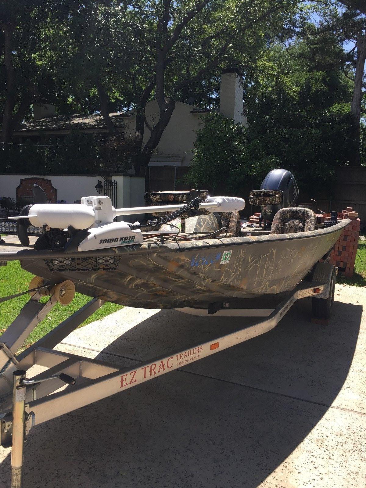 2014 Wareagle Blackhawk 761,2014 Yamaha 115 HP 4 Stroke very low hours EZ Trac T