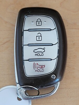 USED OEM Key Fob Hyundai Sonata 2015 2016 2017 CQOFD00120 95440-C1000 Complete