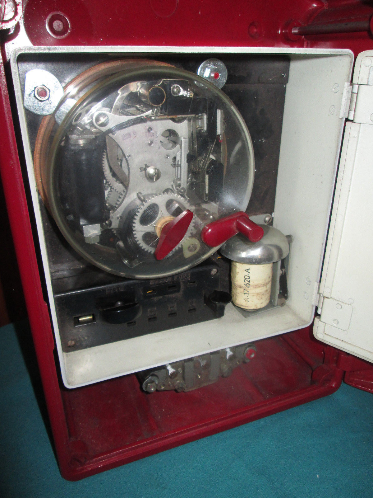 Vintage GAMEWELL  FIRE  ALARM BOX with Eagle on top / Key