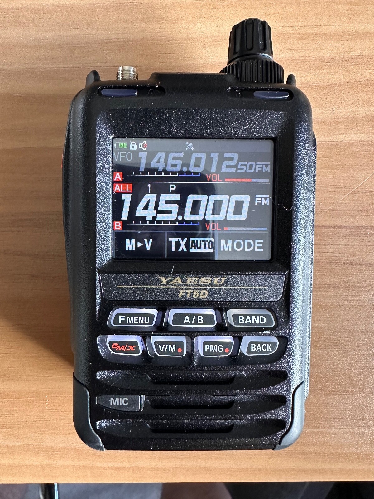 Yaesu FT5D boxedのeBay公認海外通販｜セカイモン