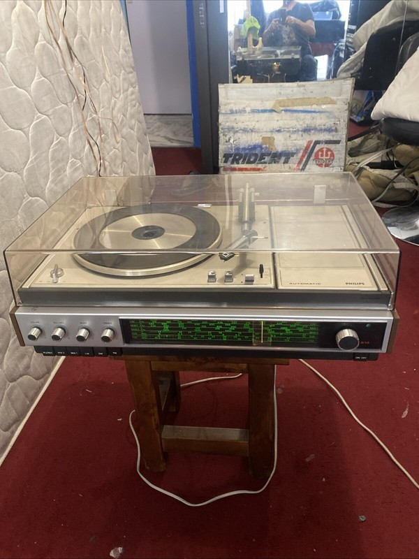 ChaÃ®Ne Philips 22rh814  +Paire DâEnceintes SiÃ©Ra (Platine Vinyle Hs )