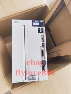 YASKAWA SGDV-180A11A002000 Servo drive Brand new