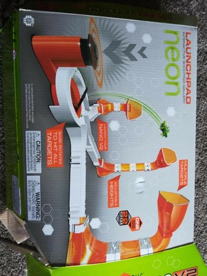 HEXBUG nano V2 Neon Launchpad Standard Packaging BRAND NEW