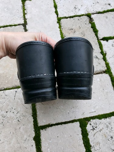 Dansko  Black Oiled Genuine Leather Closed Heel Clogs Size 41