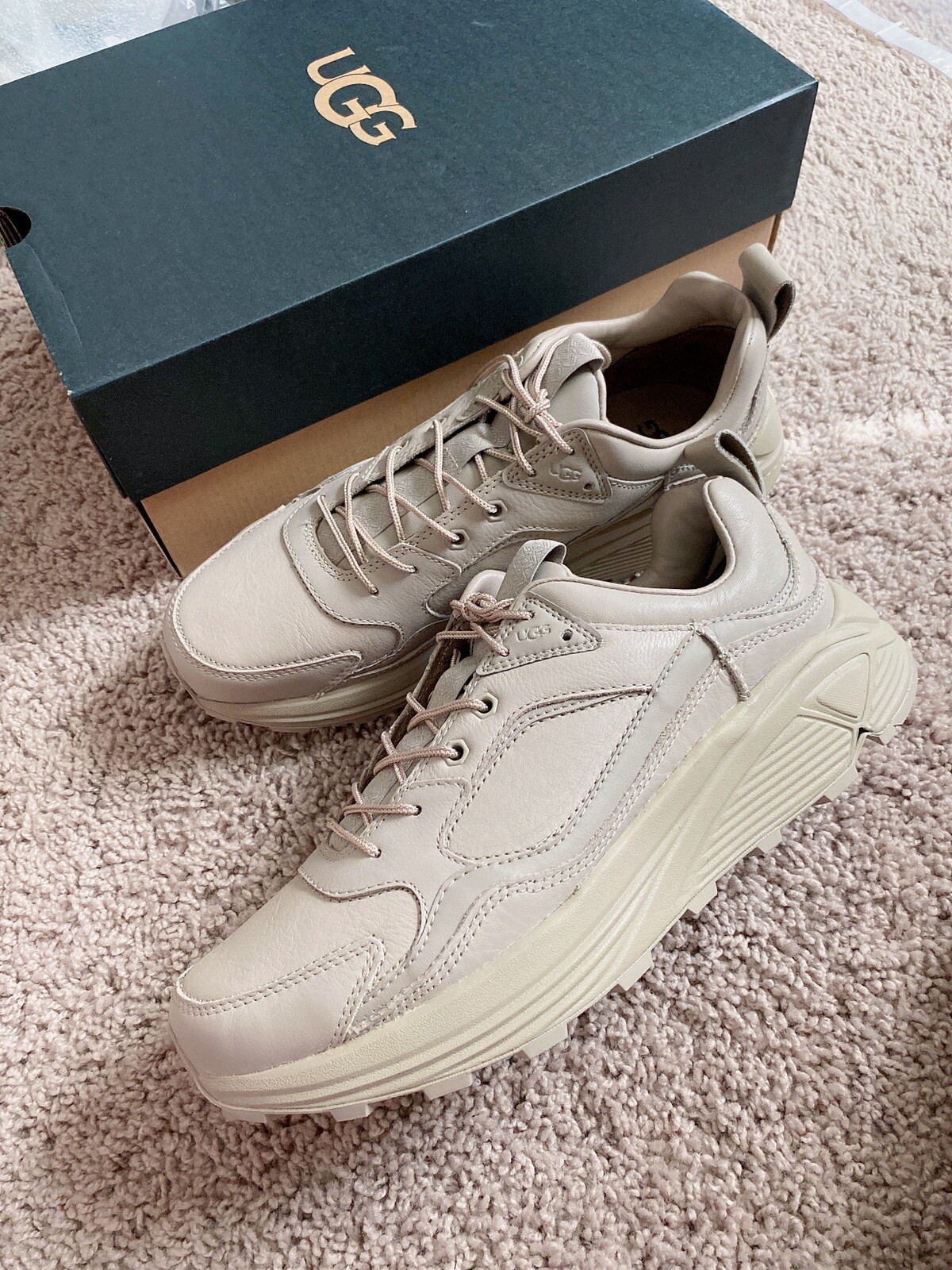 miwo low top sneaker ugg