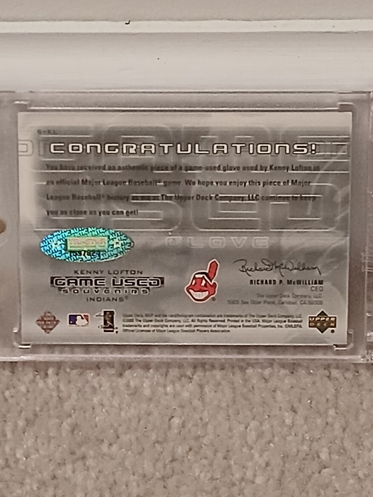 2000 UD MVP Autographed Game Used Souvenirs Glove Kenny Lofton Indians