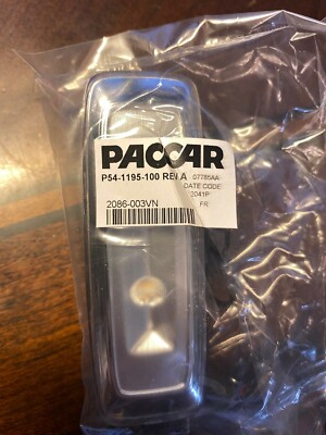 Paccar Door Pad Lamp P54-1195-100 
