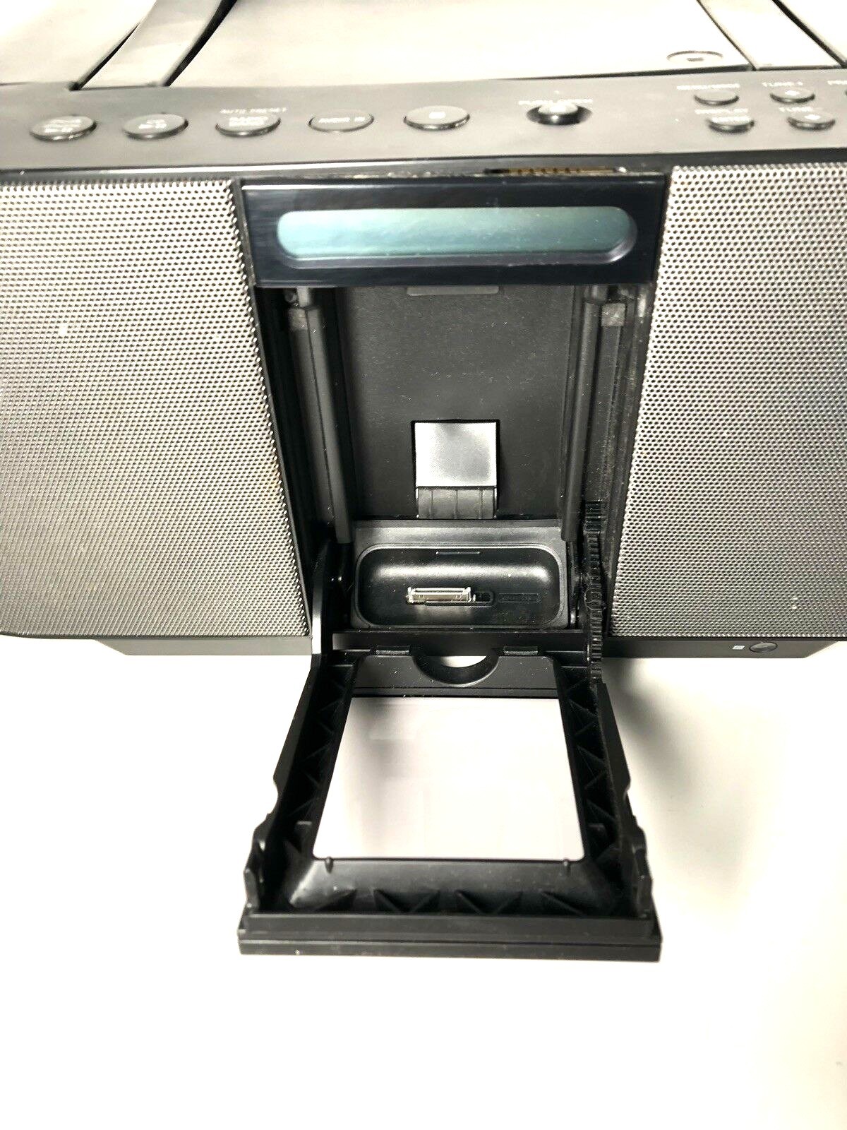 Sony ZS-S4iP 30-Pin iPhone/ iPod Portable CD Radio Boombox Speaker Dock B8B
