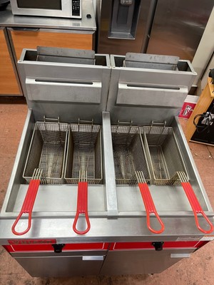 Vulcan Stainless Steel Propane Gas Fryer 2GRS35 - LPG
