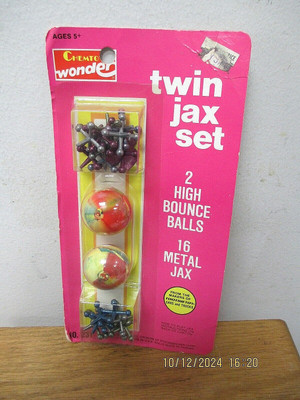 NEW! 1980 Twin Jax Toy Set w/2 Balls & 16 Jax! Strombecker Corp! FREE Shipping!