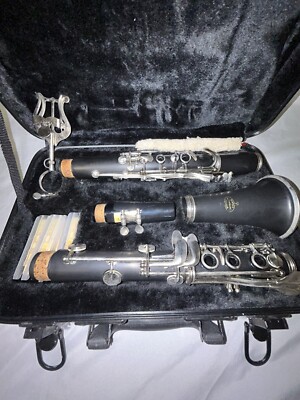 Buffet Crampon Paris Clarinet With Mouthpiece Case