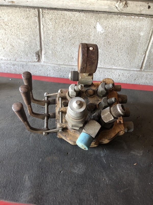 Fluid Controls Hydraulic Valves Surplus Industrial Equipment