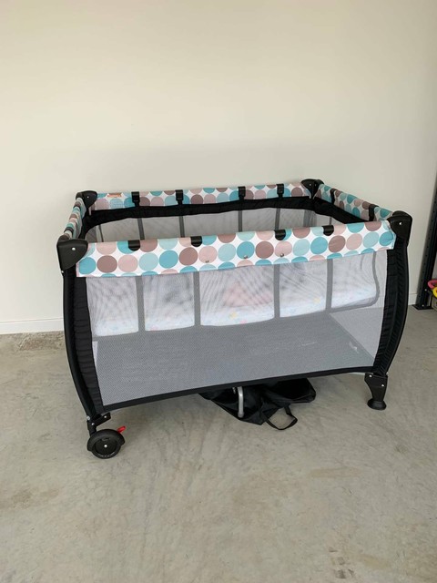 portable cot with mattress
