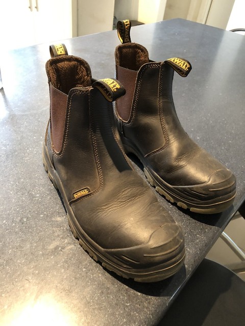 bunnings redback boots