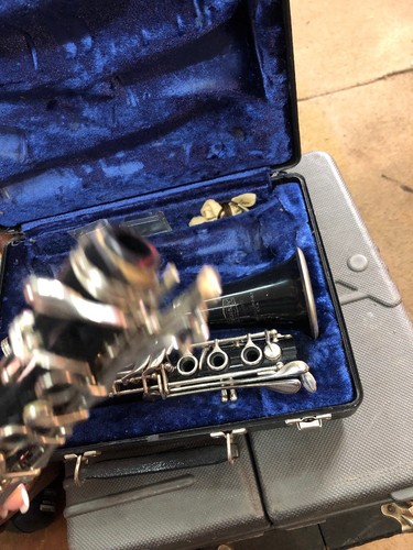 BUNDY 577 RESONITE CLARINET & CASE THE SELMER COMPANY MADE IN USA