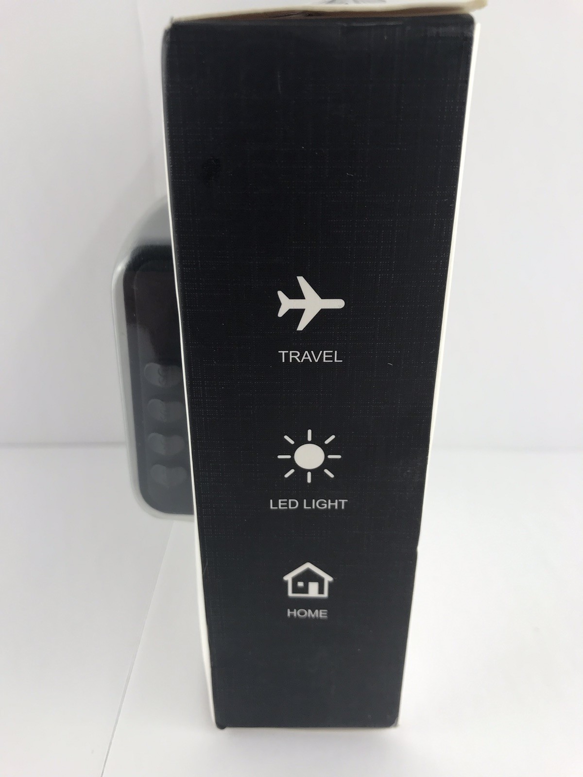 Travel Wall Adapter-1500W With 4 USB ports 150 Countries Compatible