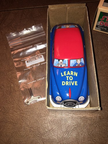 VINTAGE WIND-UP STUDENT DRIVER 