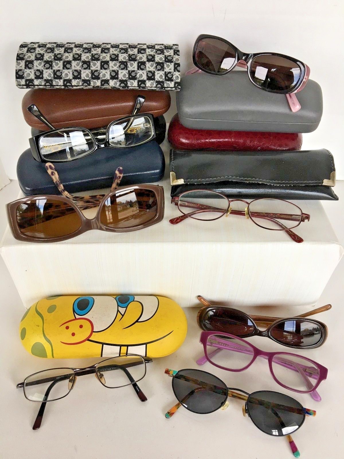 Eye Glasses 15 Pairs Used with 8 Cases Great Condition