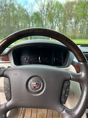 image 4 of interior
