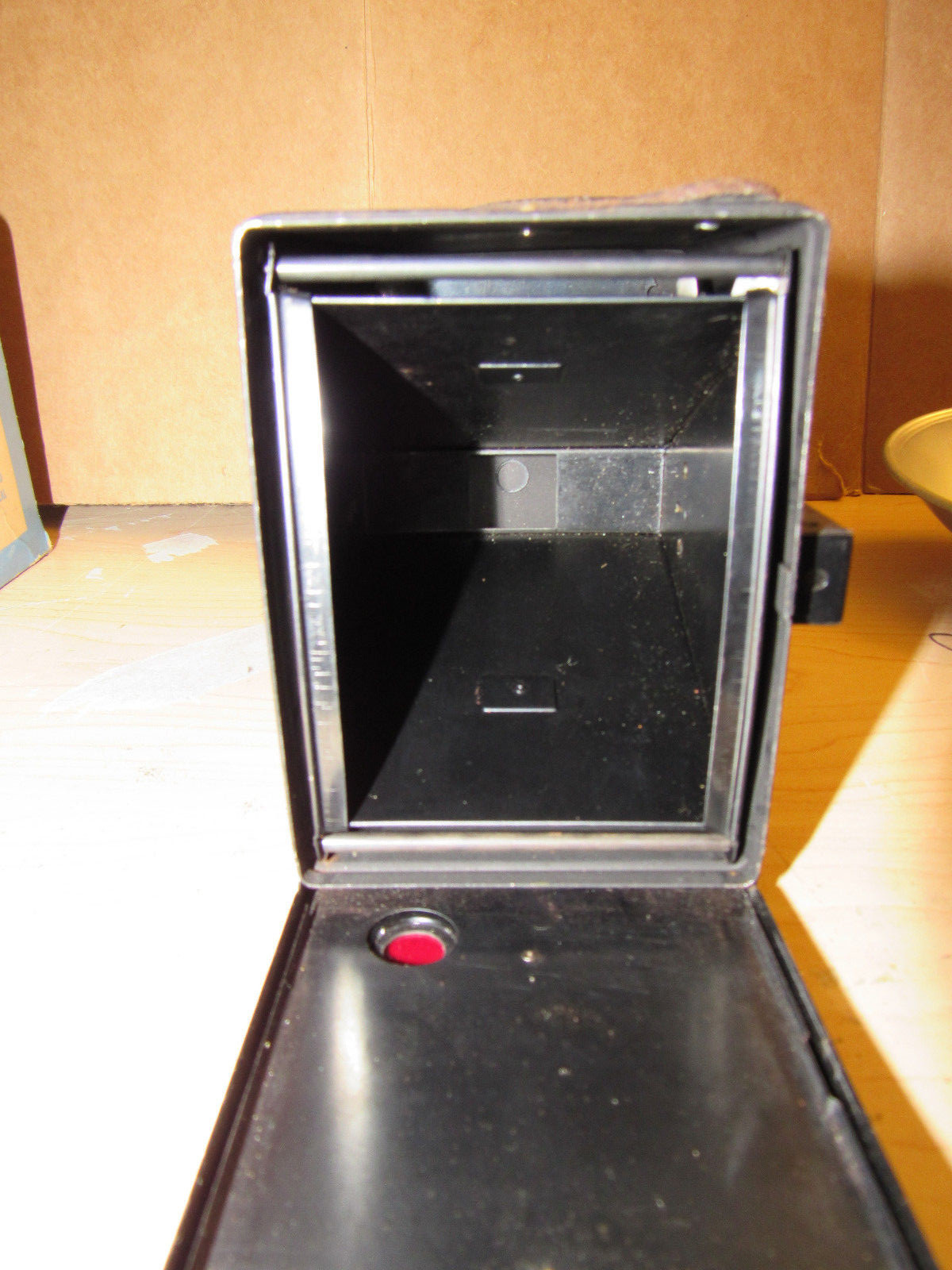 Vintage TOWER One Twenty Box Camera by Sears Roebuck,120 film with BOX