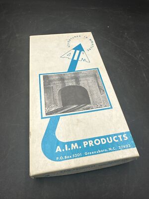 AIM Products 211-300 Tunnel Portal Double Cut Stone N Scale