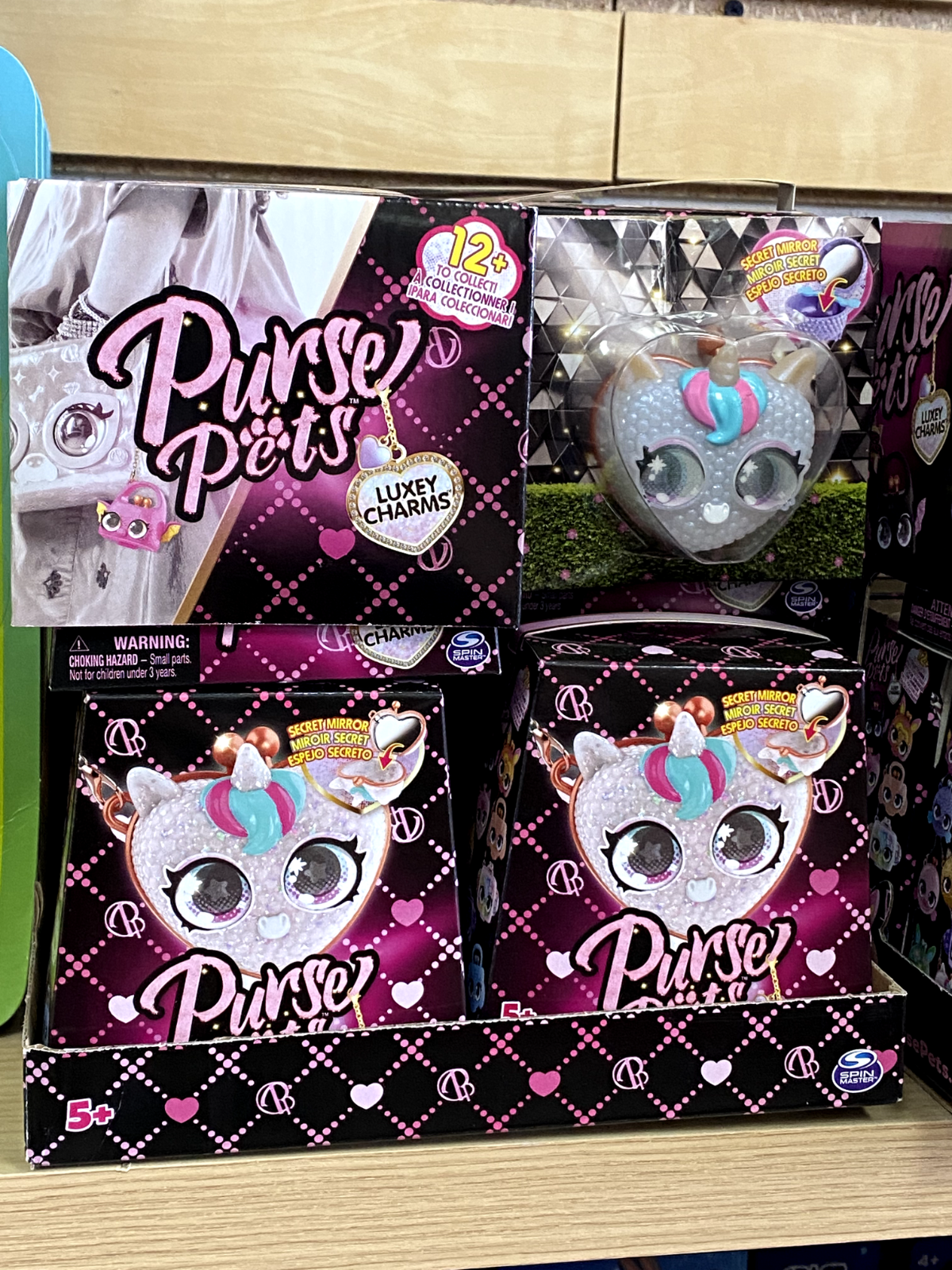 11 Pack PURSE PETS LUXEY CHARMS BLIND BOX WITH STORE DISPLAY