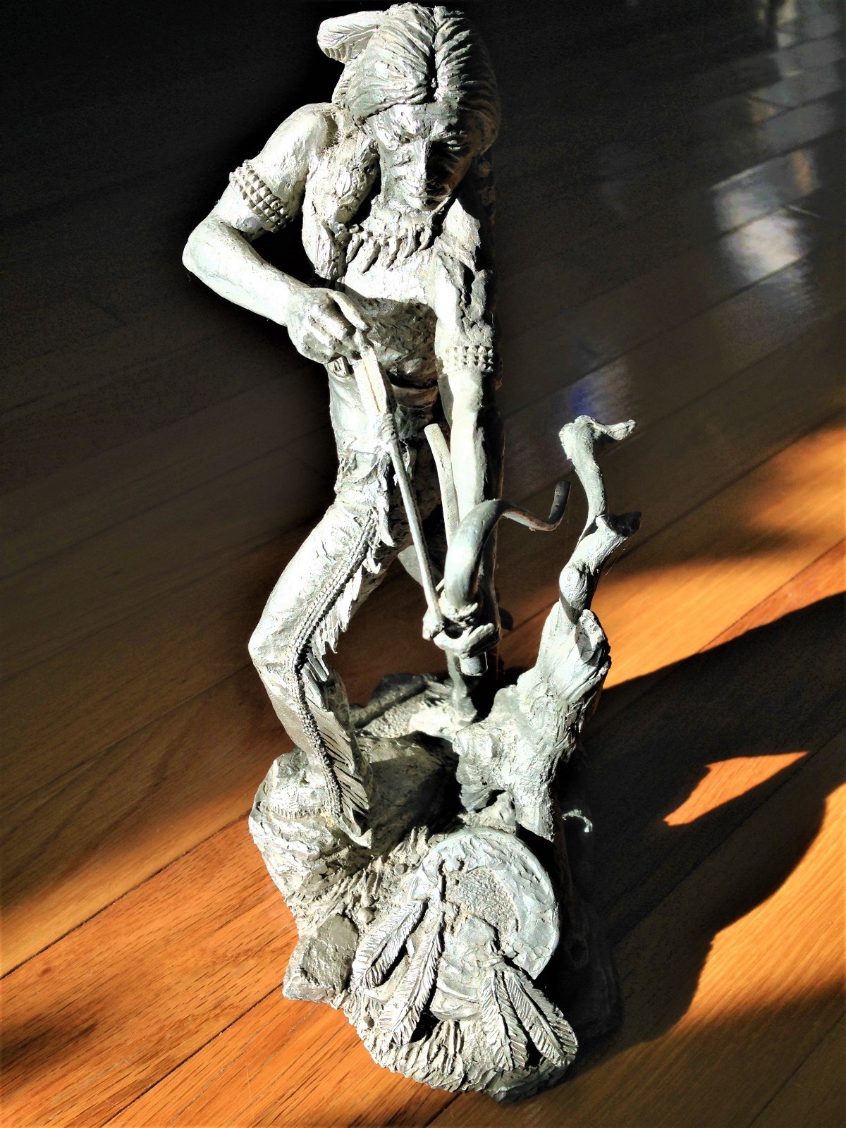 FRANKLIN MINT SIOUX INDIAN HUNTER