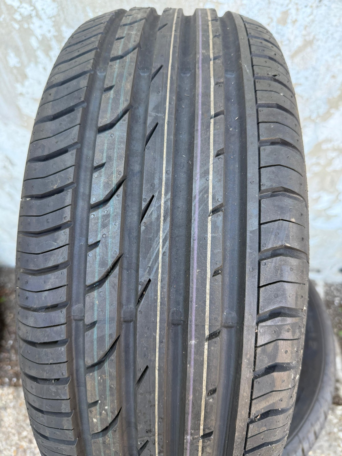 New 225 55 16 Continental, C Premium Contact 2, AO 95Y, x1 Tyre (F1_tyres) YD172