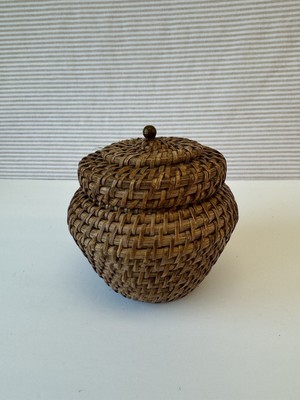 Vintage Small Round Rattan Reed Woven Basket With Lid