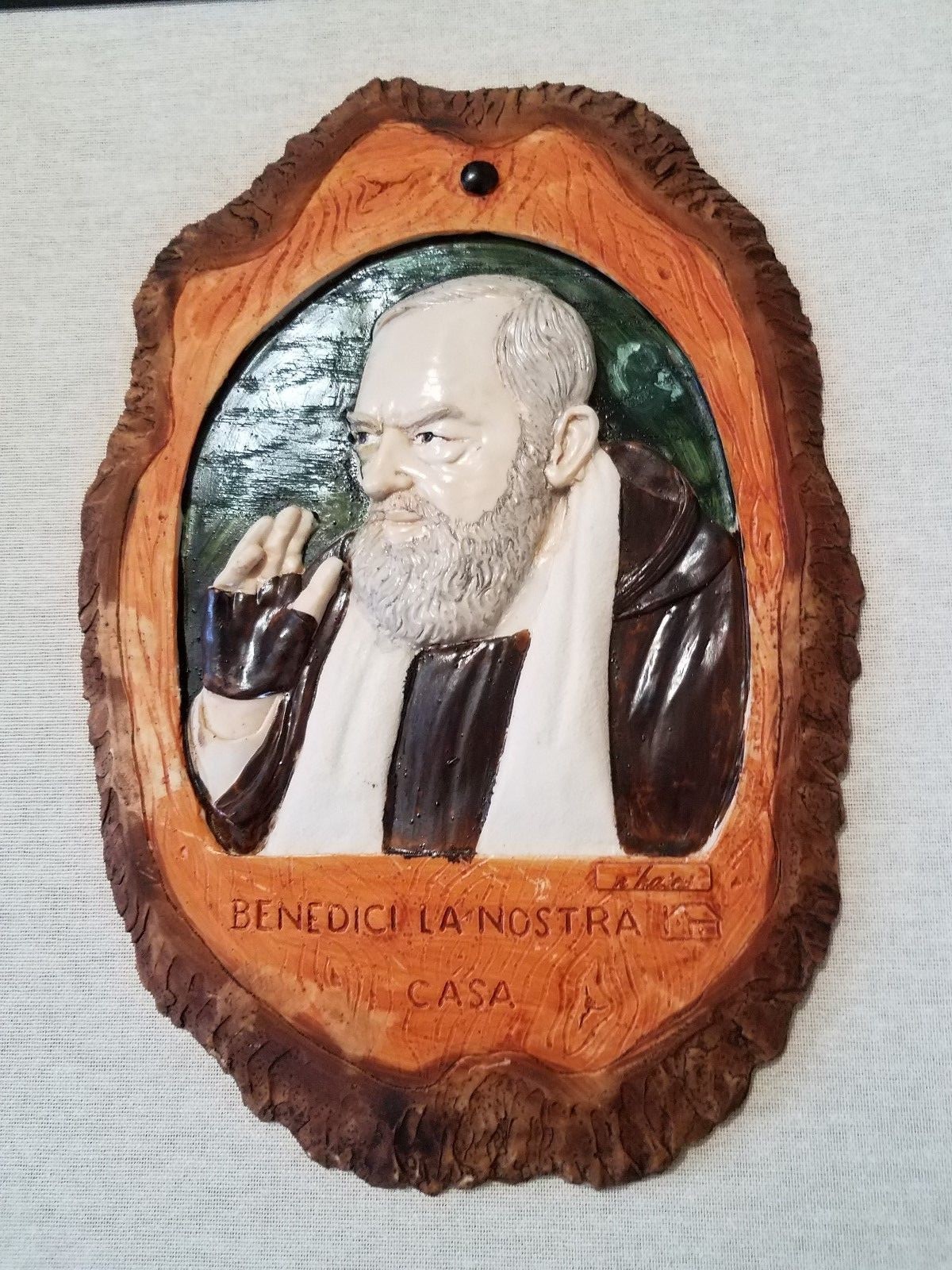 Creazioni Artistiche ceramic portrait Padre Pio