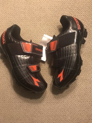 DIADORA MTB//BMX SHOES JR PHANTON Youth sizes
